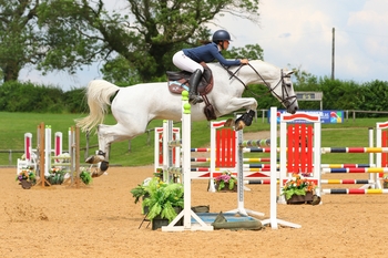 Lucky Katie Robinson seizes victory in the NAF Five Star Summer Silver League Qualifier at Field House Equestrian Centre
